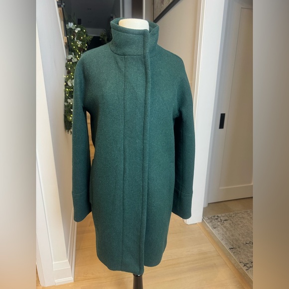 J. Crew Jackets & Blazers - J. Crew City Green Wool Blend Coat size 10